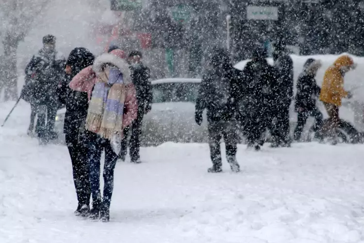 6 ilimize çok yoğun kar yağacak