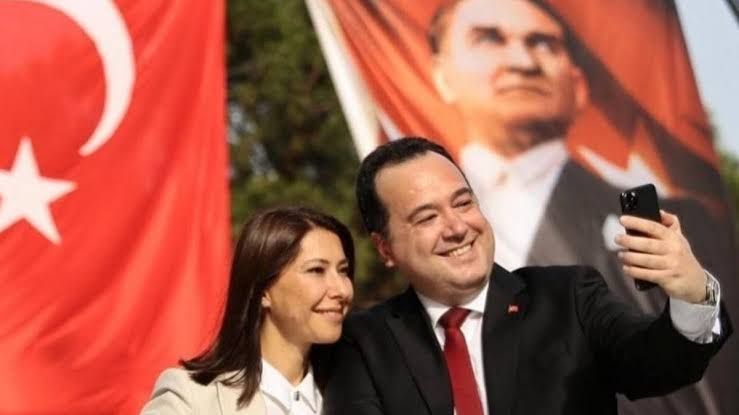 Taziye Yerine Kutlama Paylaşımı Tartışma Yarattı